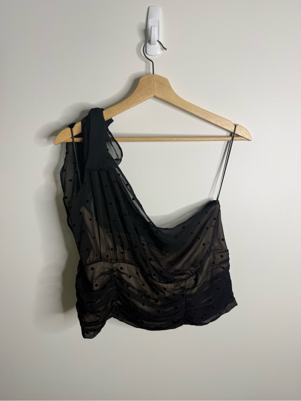 Torrid | Chiffon Flocked One Shoulder Top polka dot black size 0 (12)